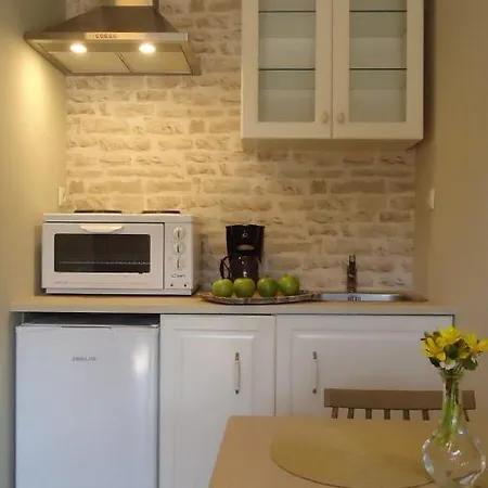 House Of Garden Apartment Dragano Exterior photo