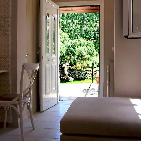 House Of Garden Apartment Dragano Exterior photo