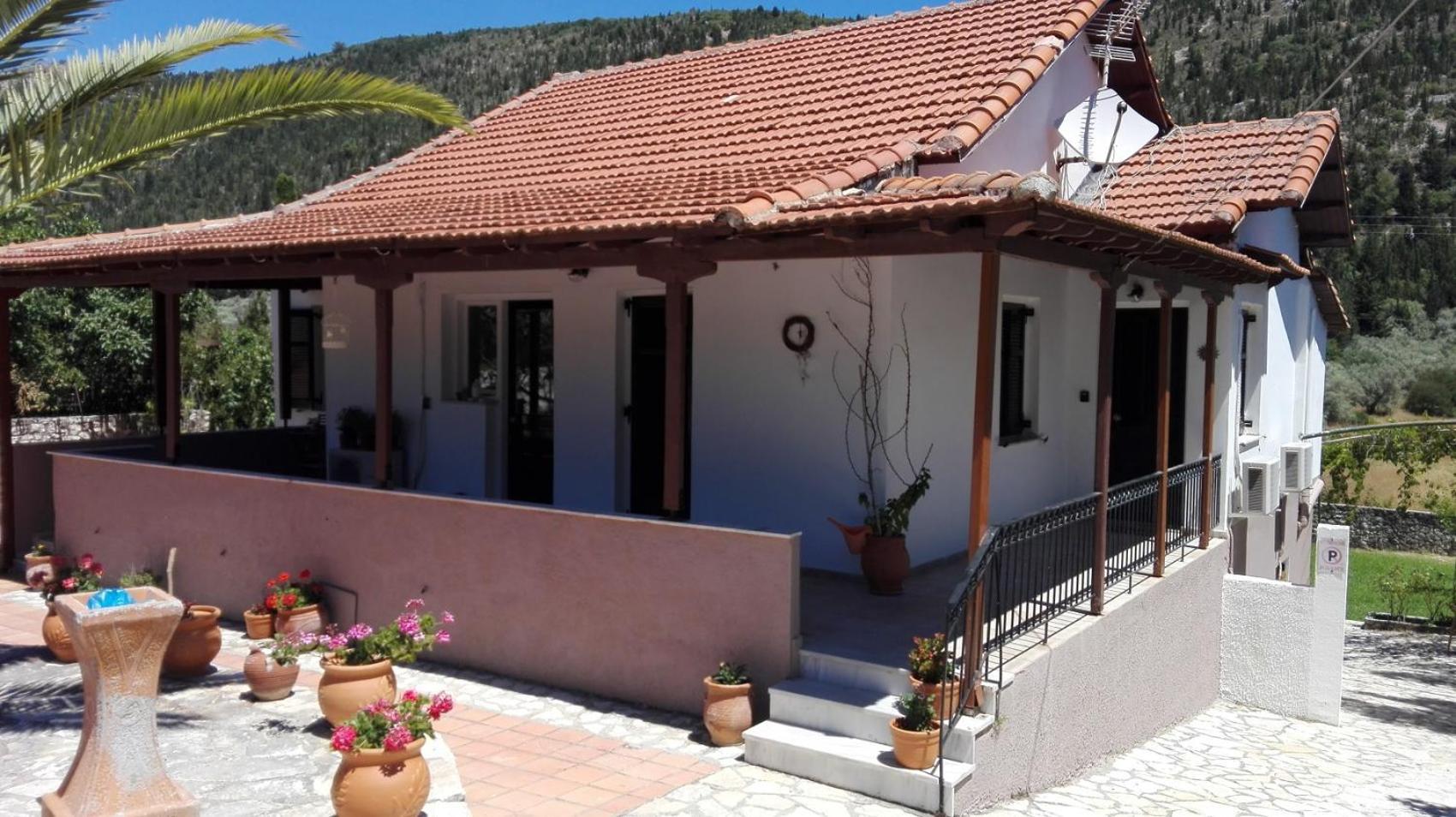 House Of Garden Dragano