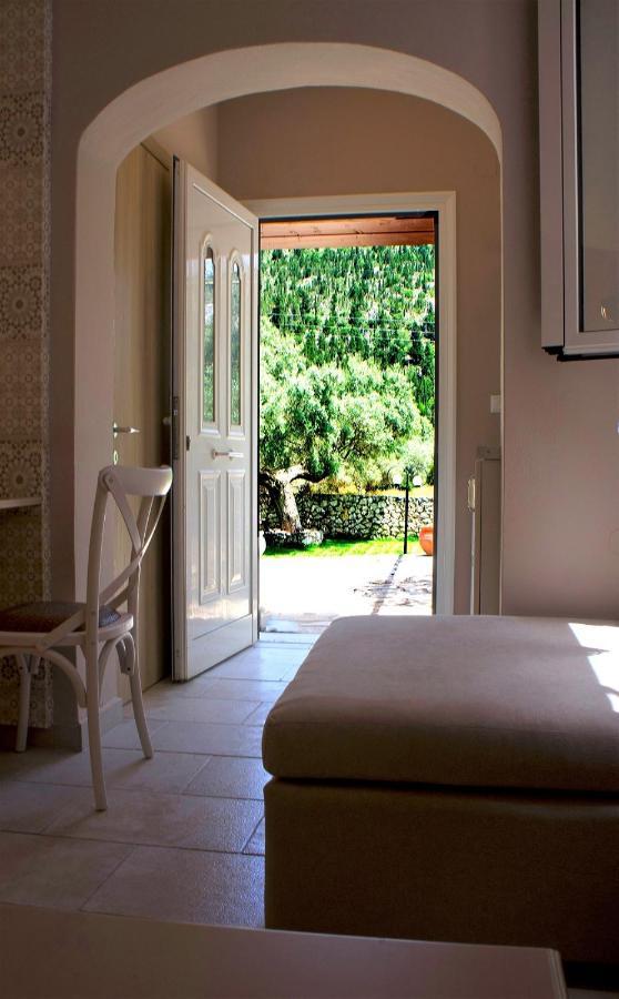 House Of Garden Apartment Dragano